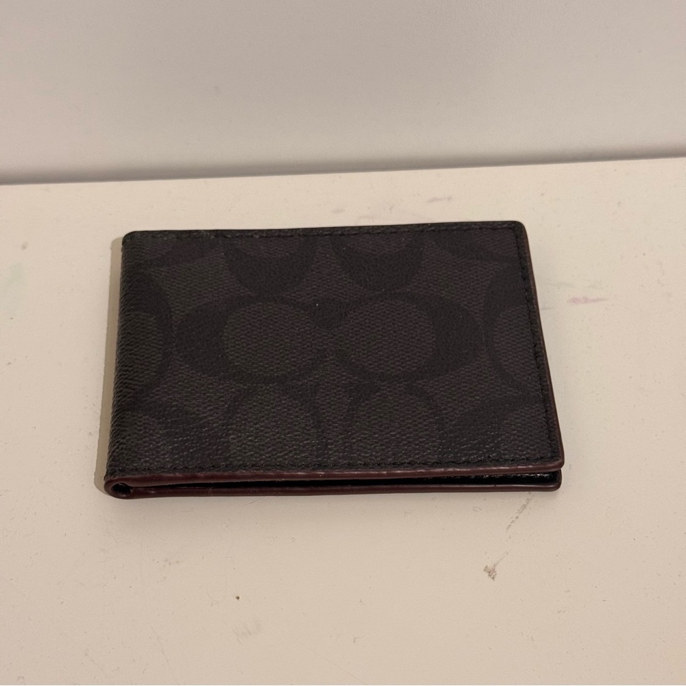 Coach Compact Billfold Wallet in Signature Walnut and‎ Black